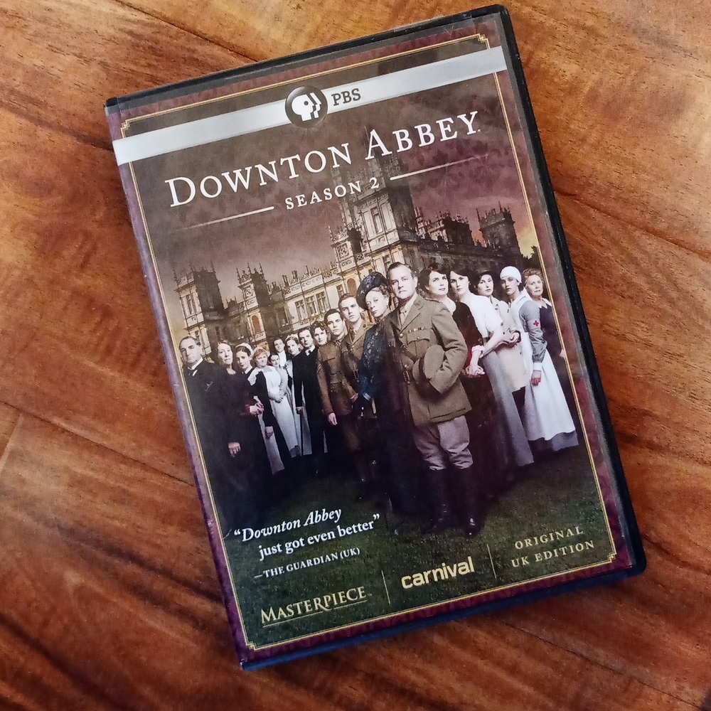 Downtown Abbey Season 2 DVD Set